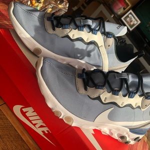 Nike react element 55